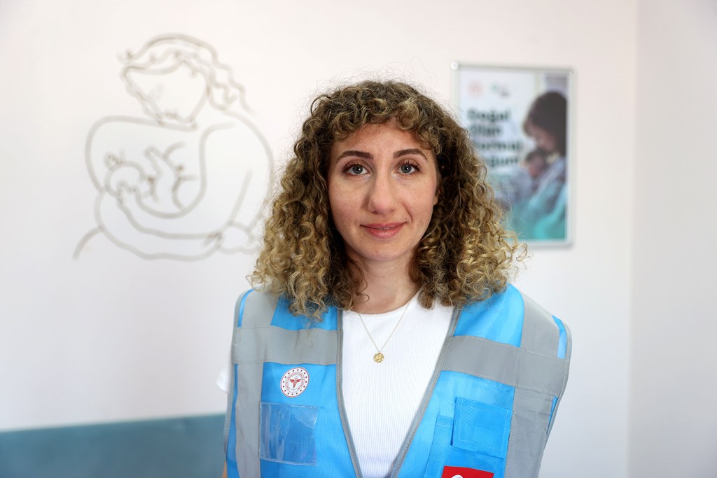 Kırklareli'nde görevli ebeler, Sağlık Bakanlığınca hayata geçirilen 