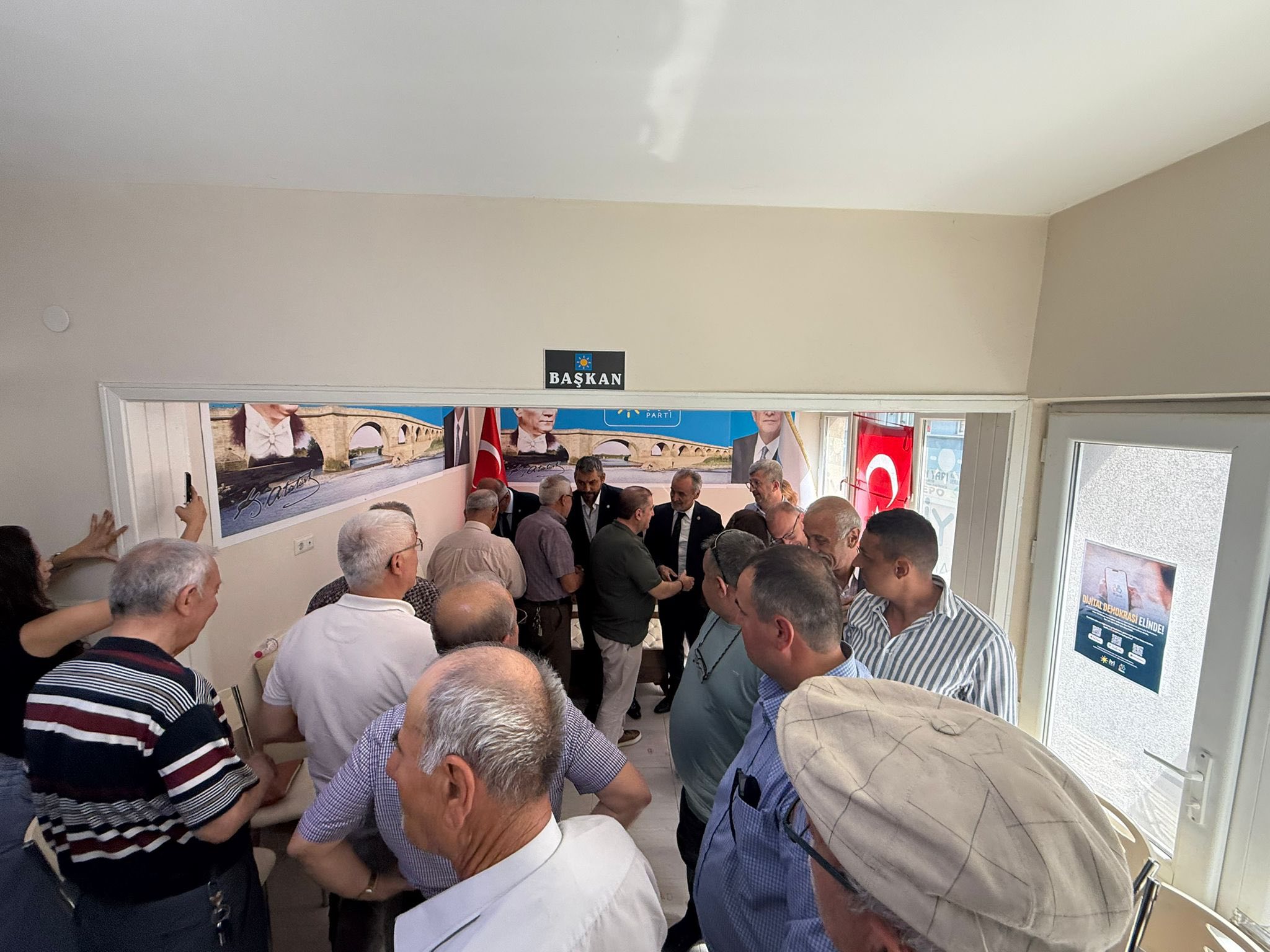 İYİ Parti Uzunköprü İlçe Başkanlığında bayramlaşma programı düzenlendi