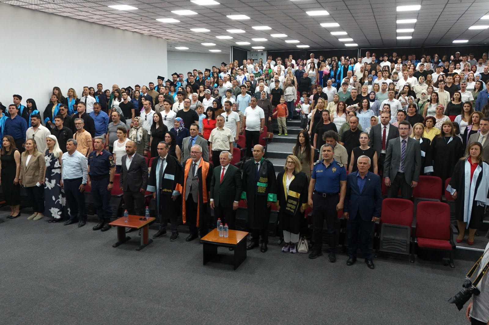 Trakya Üniversitesi İpsala Meslek Yüksekokulu 2025-2026 Eğitim-Öğretim Yılı Mezuniyet Töreni gerçekleştirildi.