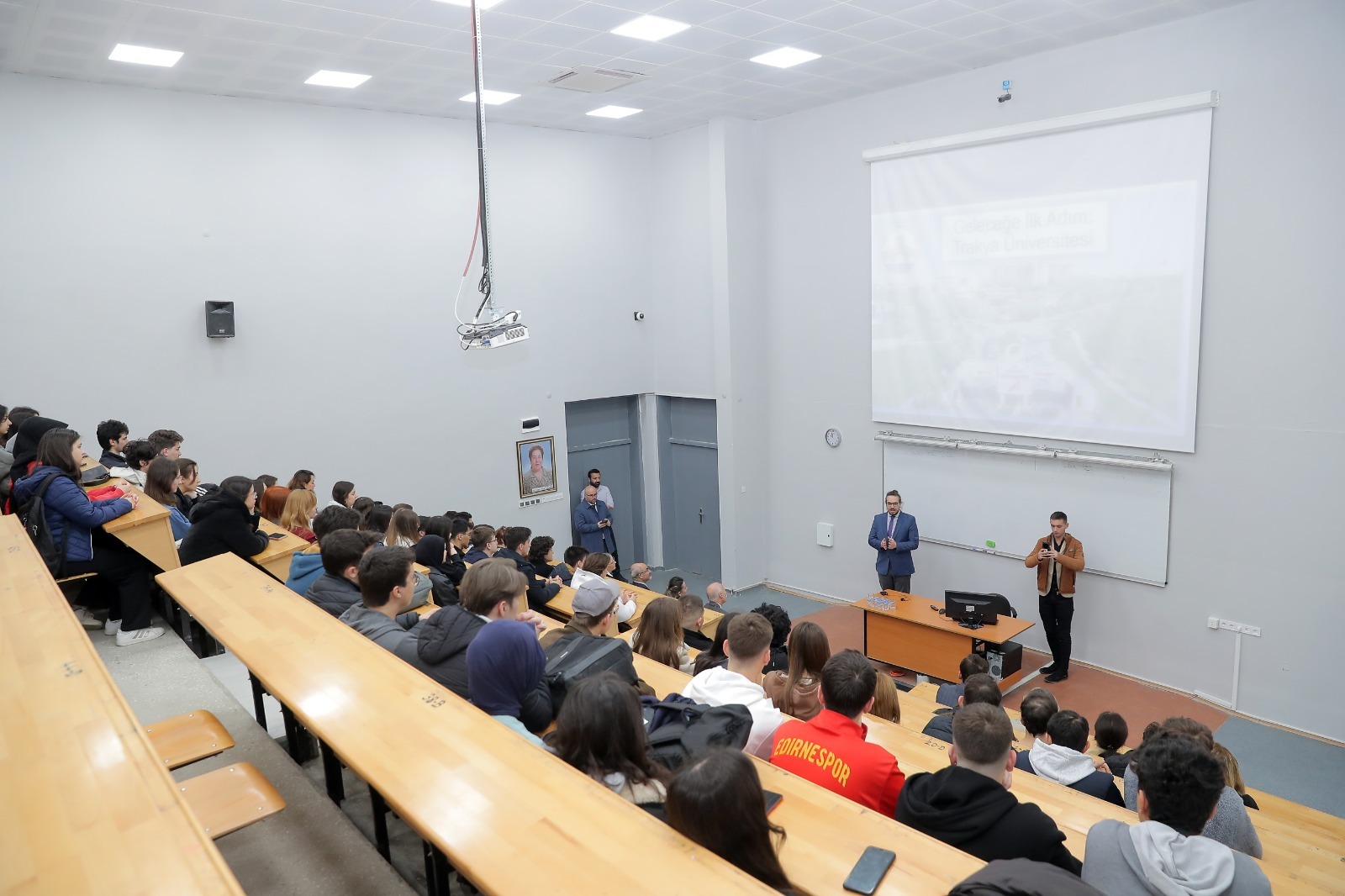 Aday Öğrenciler Trakya Üniversitesi’ni Yerinde Keşfediyor