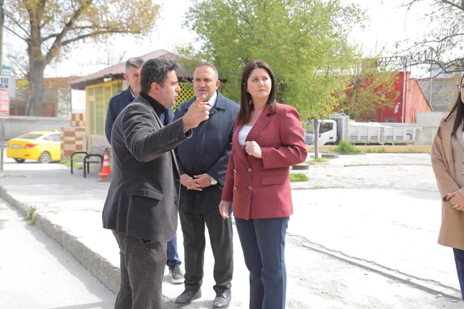 Başkan Gencan Balkan Pazarı’nda İncelemelerde Bulundu