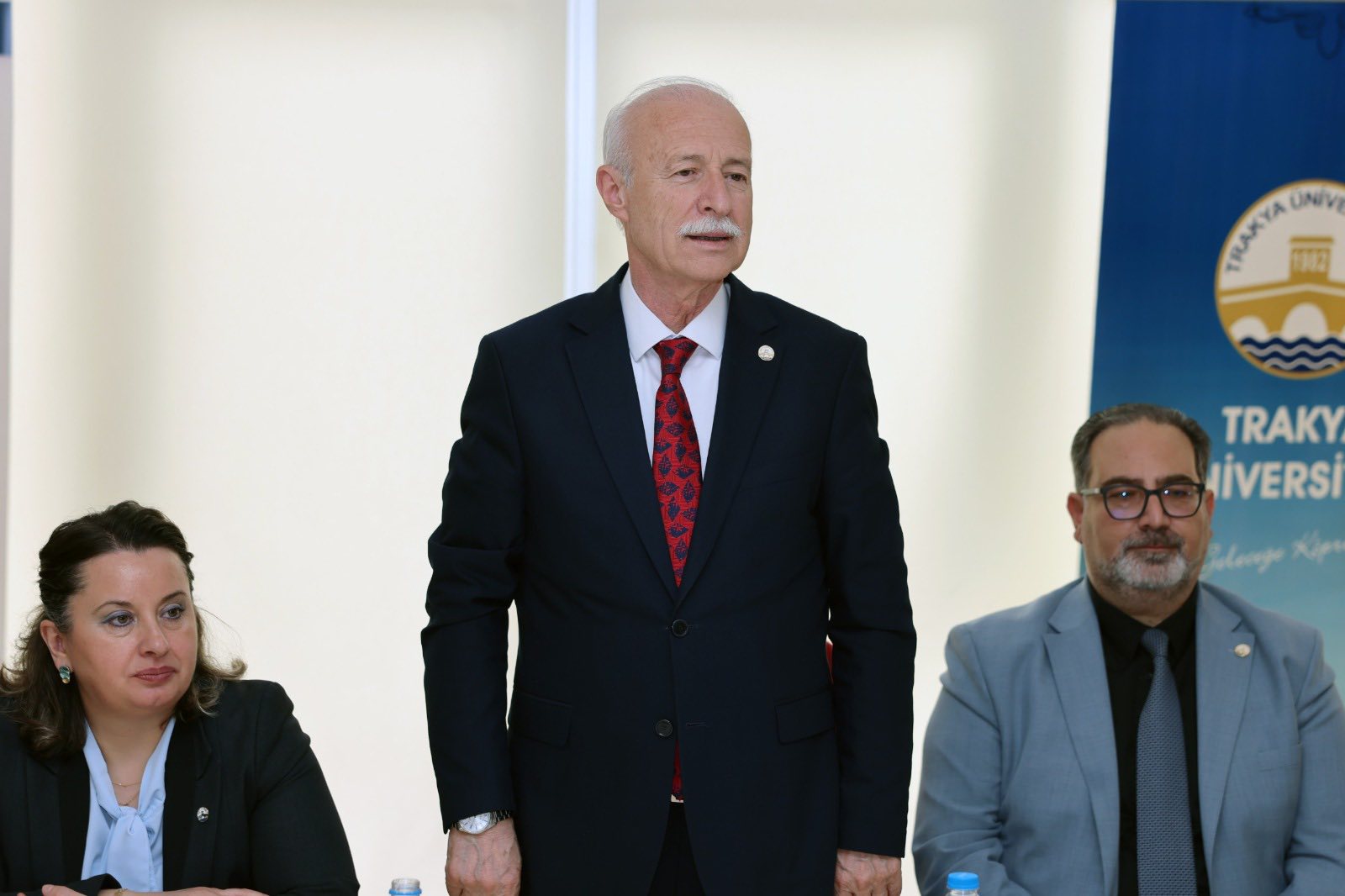 Edirne’den Balkanlar’a Gönül Köprüsü: Rektör Hatipler Mucize Tiyatro Ekibiyle Buluştu