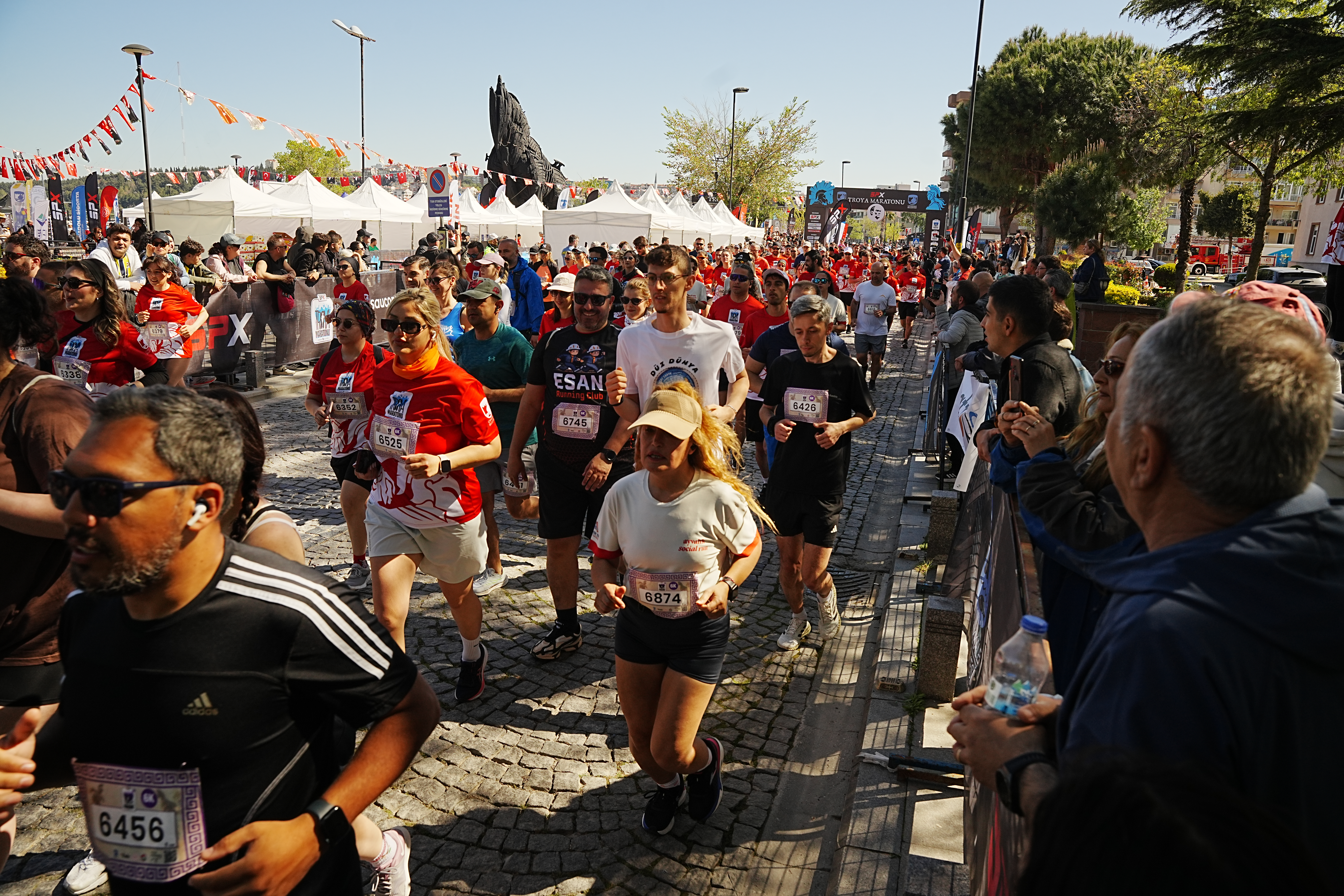 Troya’da Maraton Heyecanı