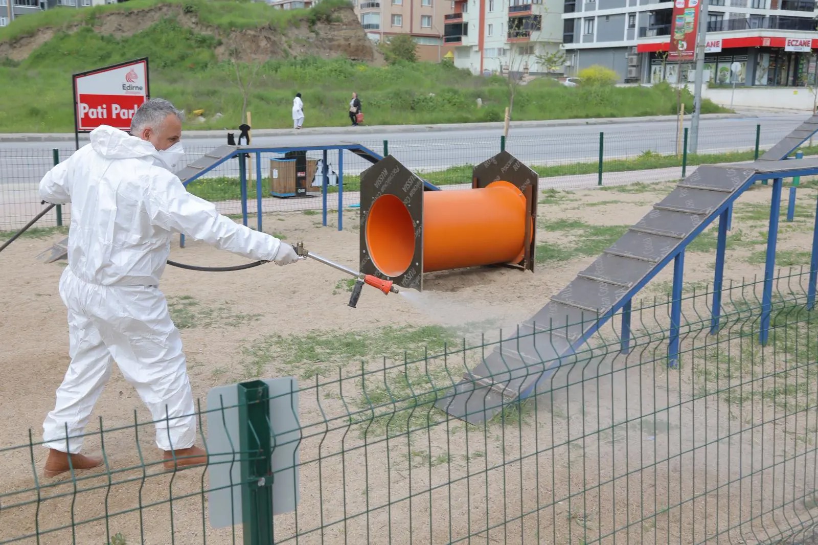 Edirne Belediyesinden  İlaçlama Seferberliği