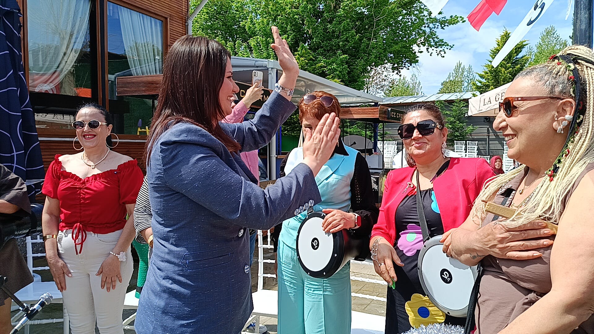 CHP Edirne Kadın Kolları’ndan Anneler Günü Kahvaltısı