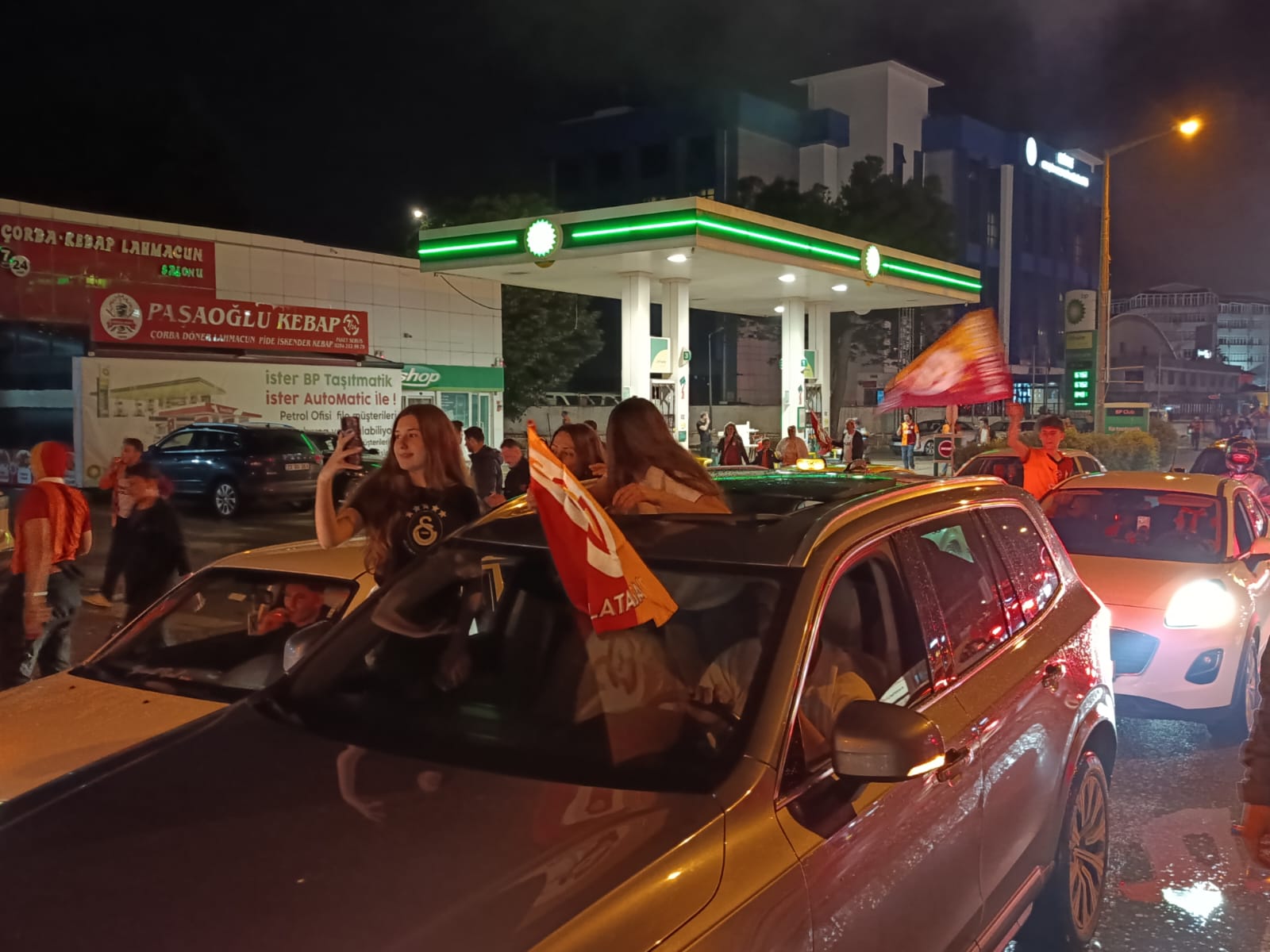 Sarı-kırmızılılardan Edirne'de şampiyonluk turu