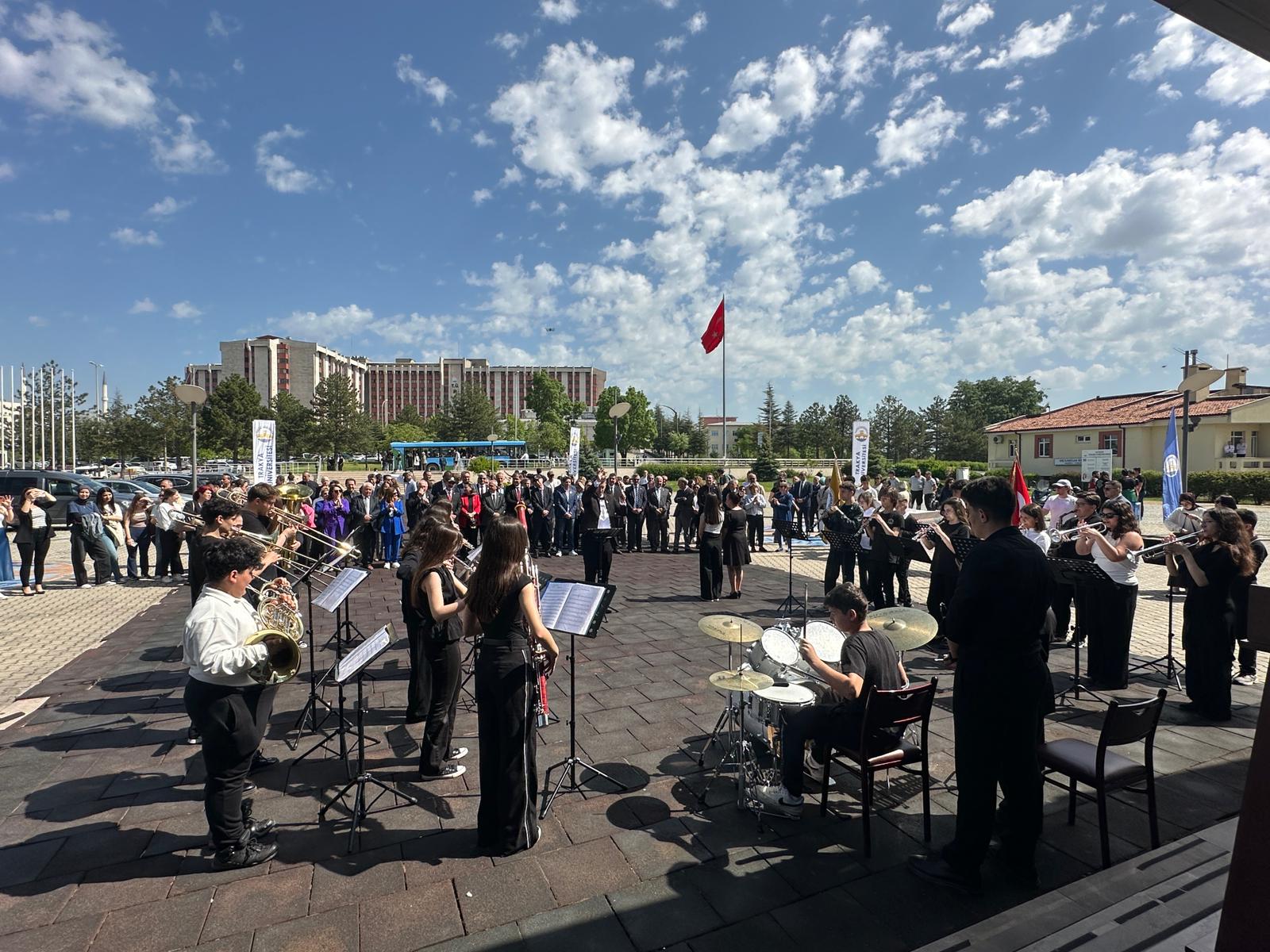 Trakya Üniversitesin 38. Kültür, Sanat Ve Spor Şenlikleri Başladı