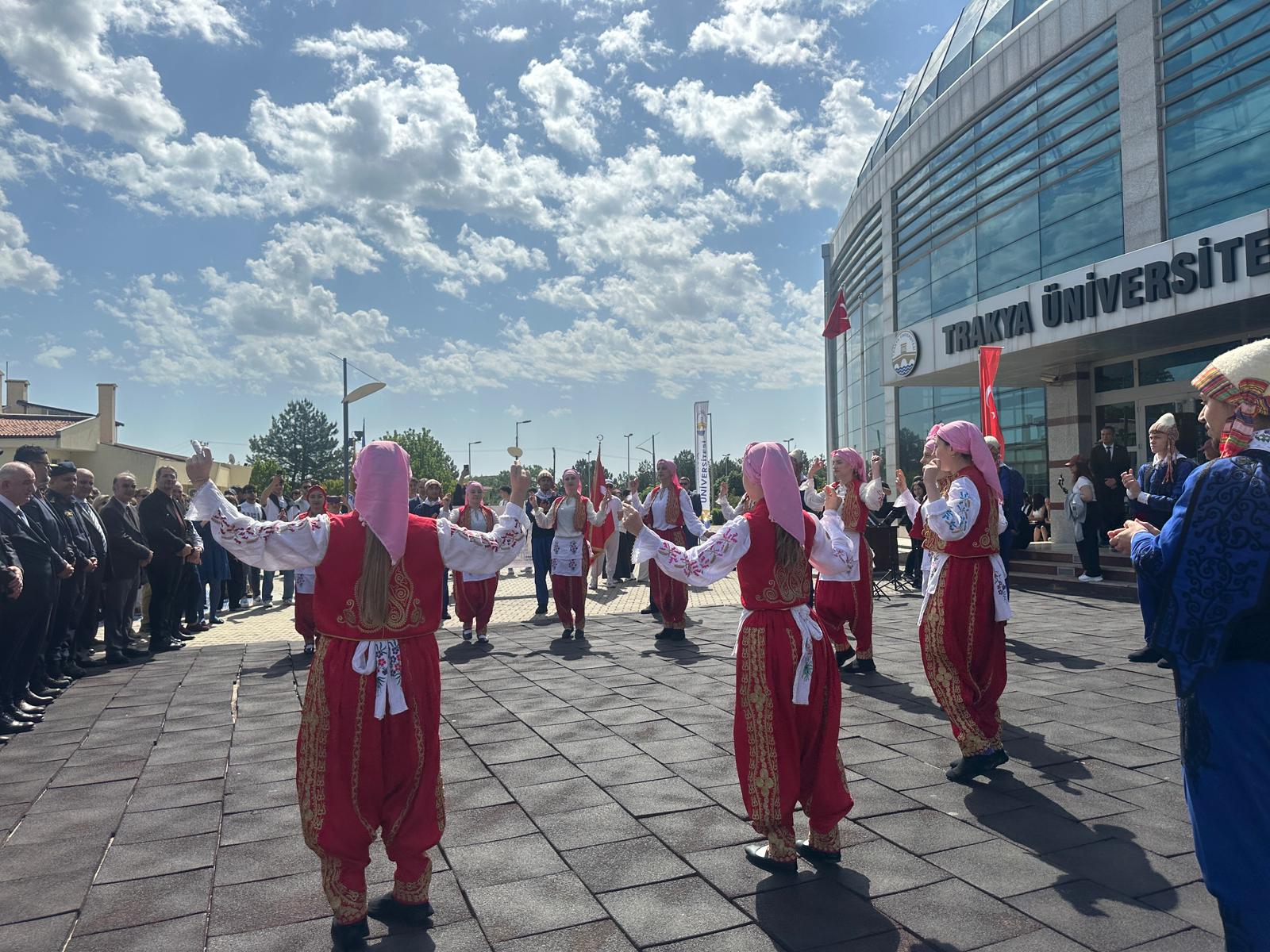 Trakya Üniversitesin 38. Kültür, Sanat Ve Spor Şenlikleri Başladı