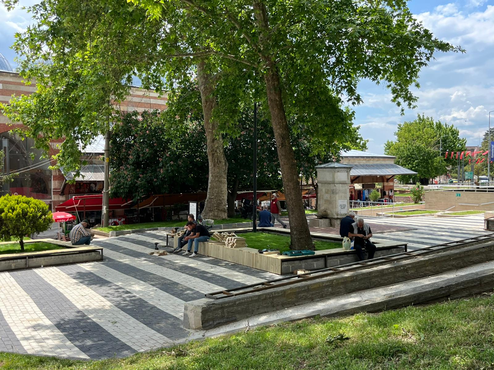 Zübeyde Hanım Parkı Yeniden Şekilleniyor!