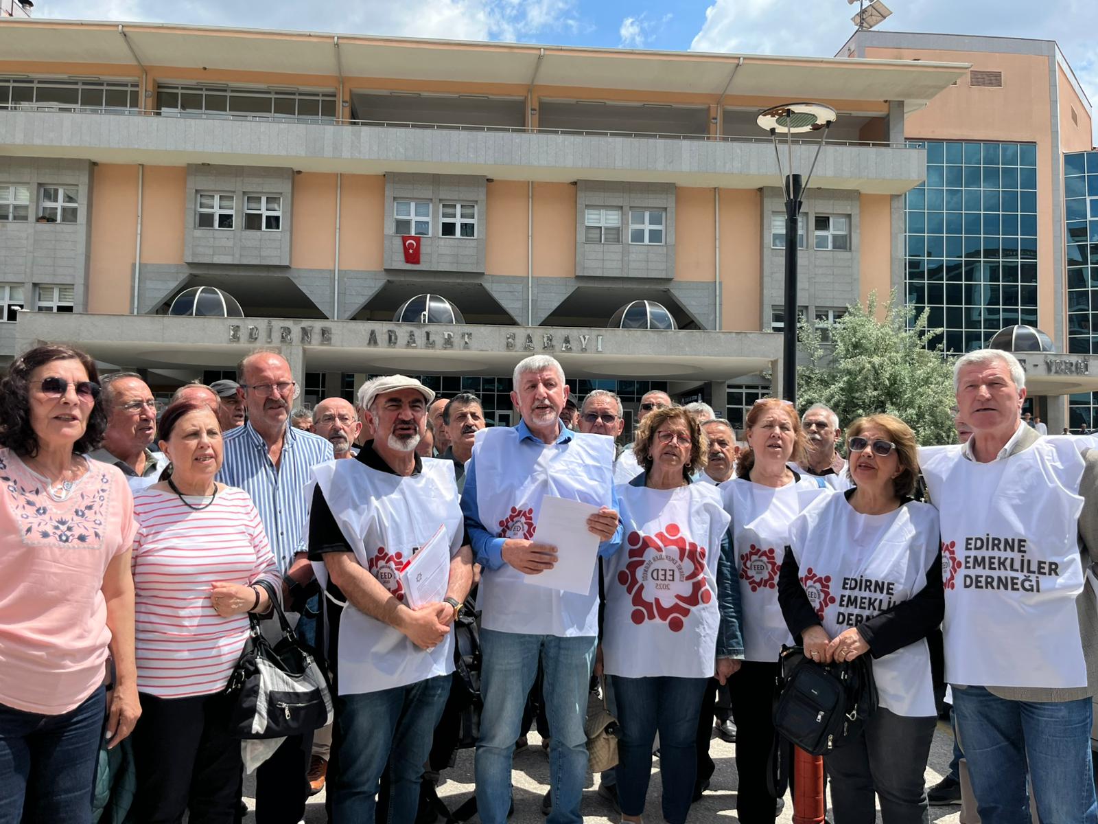Emekliler Zam Talebini Yargıya Taşıdı
