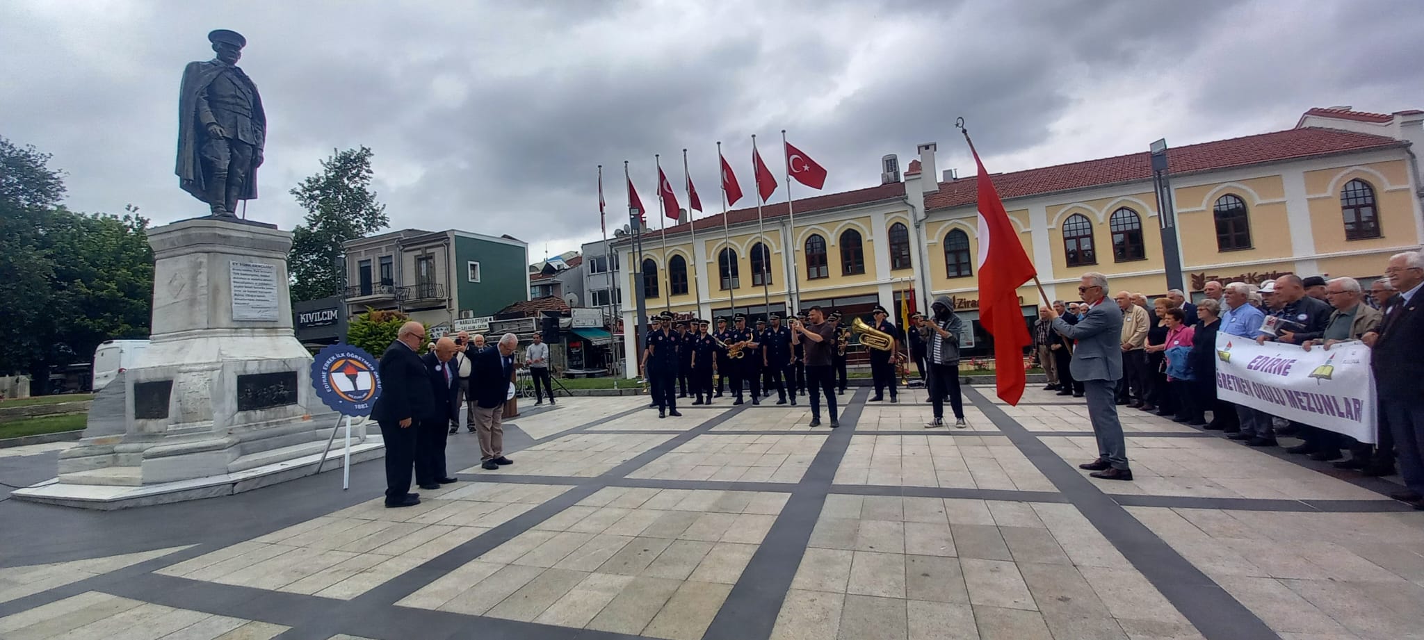 Öğretmen Okulu Mezunlarından 40. Yıl Buluşması