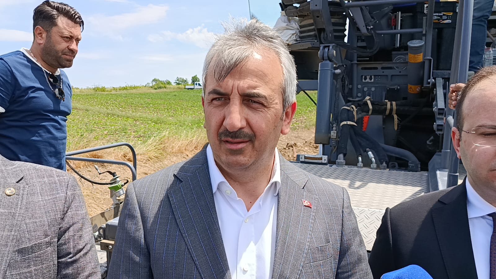 Köy yollarına 'ömürlük yatırım'