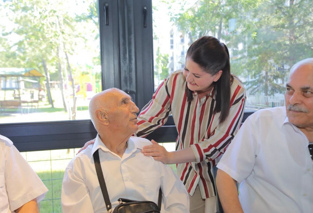 Gencan, Babalar Günü’nde şehit ve gazi babalarıyla kahvaltıda buluştu