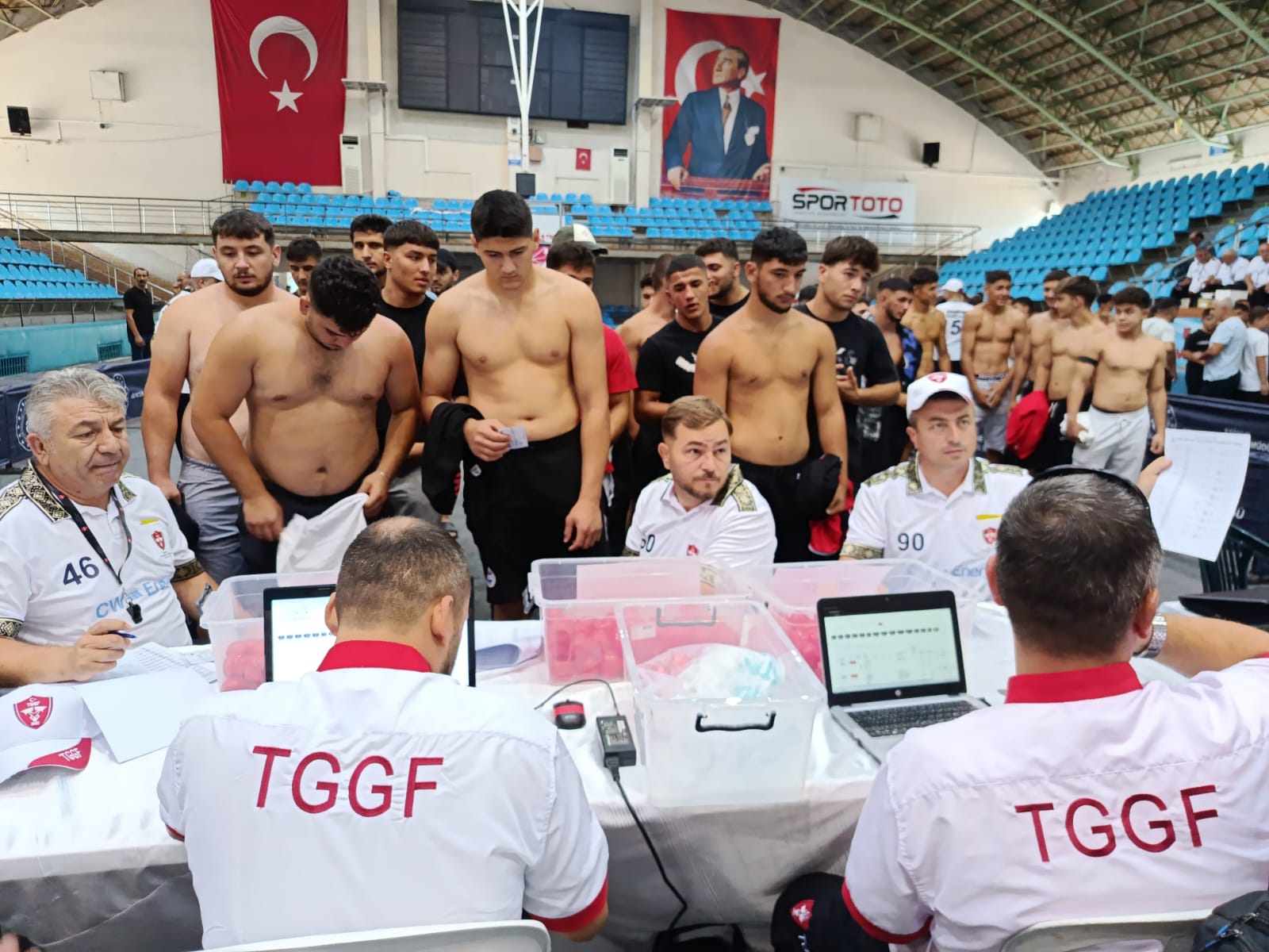 665. Tarihi Kırkpınar Yağlı Güreşleri’nde Kayıt Heyecanı Başladı